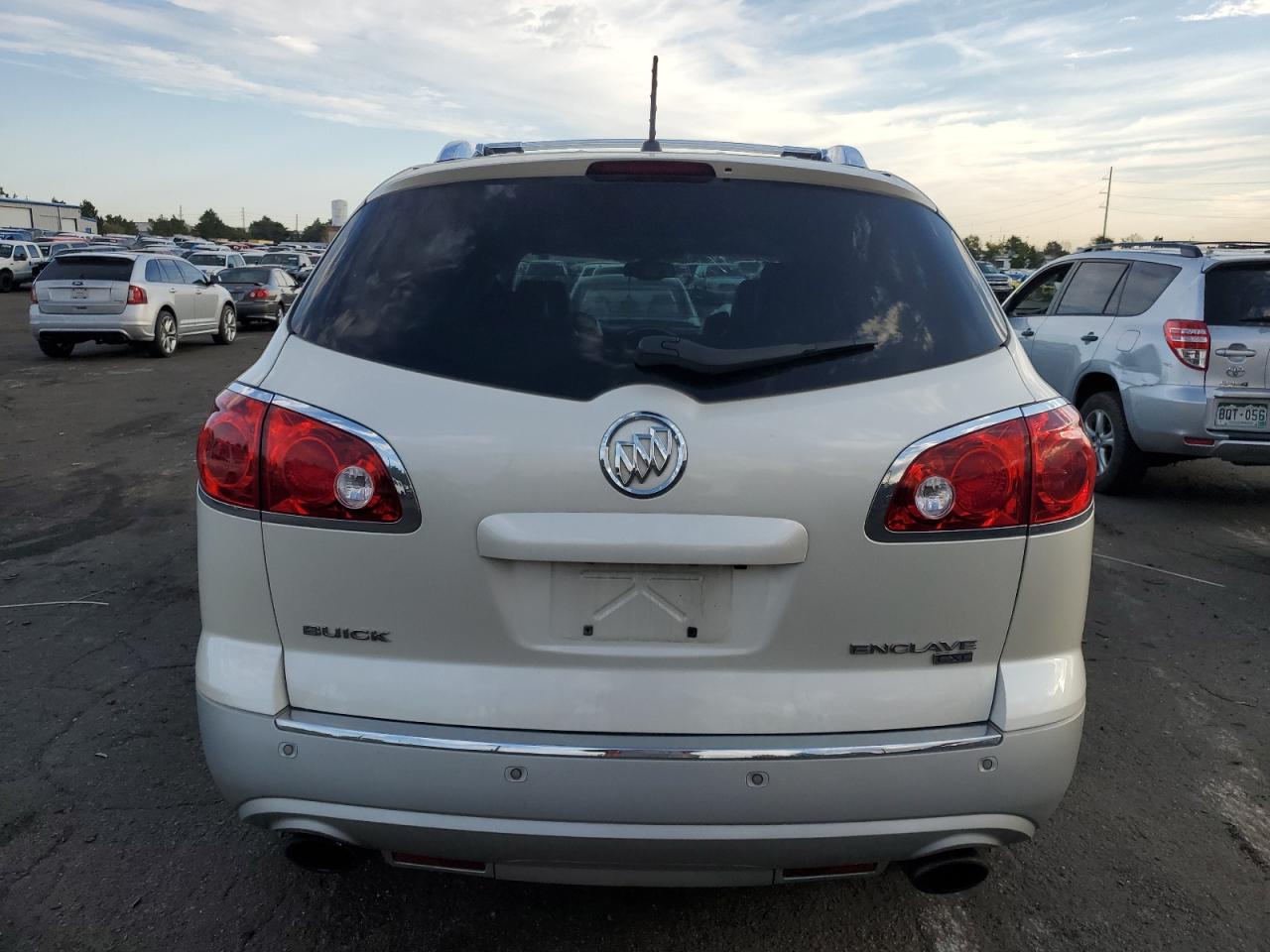 5GAKVCED8BJ156549 2011 Buick Enclave Cxl