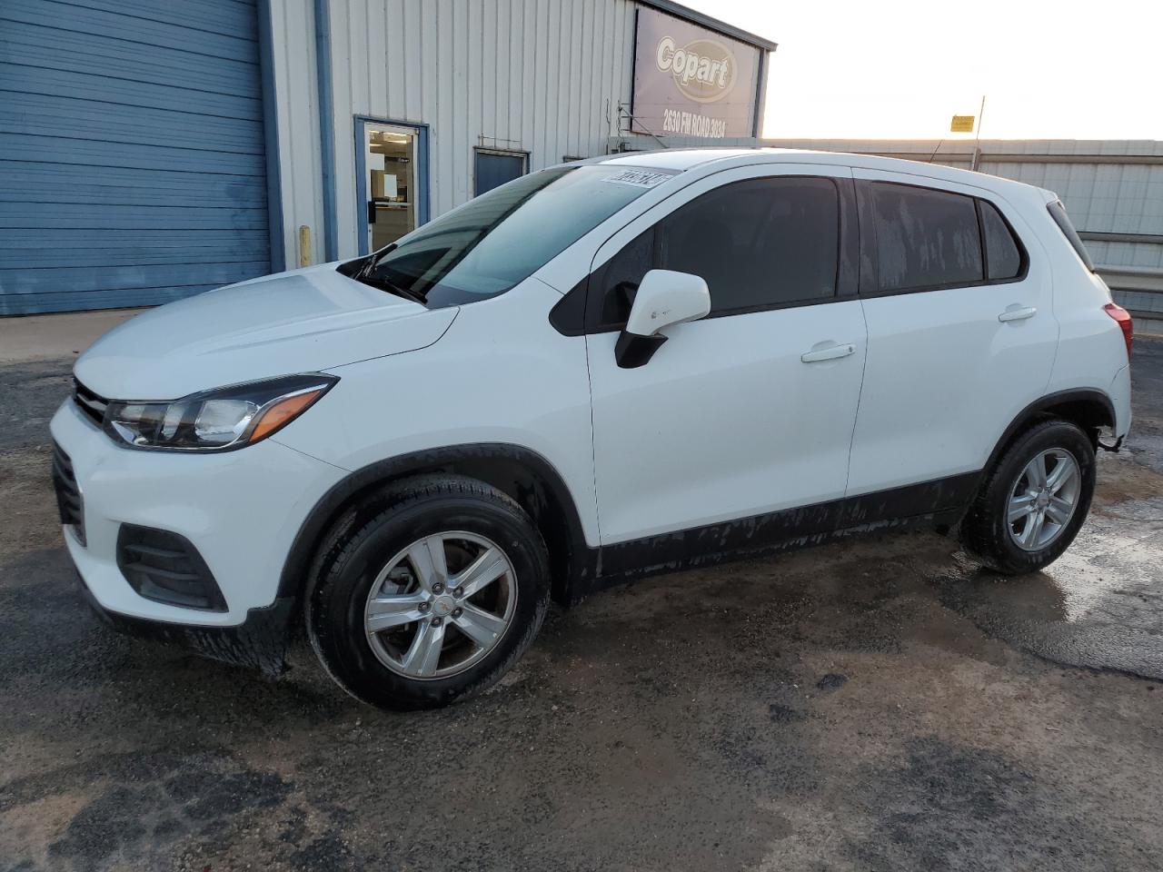 KL7CJKSB9LB064371 Chevrolet Trax LS