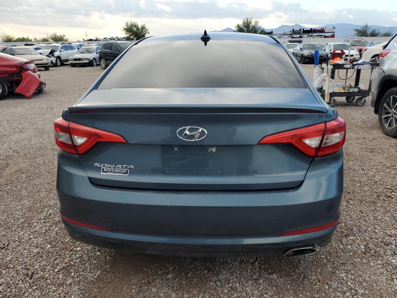 2016 Hyundai Sonata Se VIN: 5NPE24AF3GH262263 Lot: 65823554