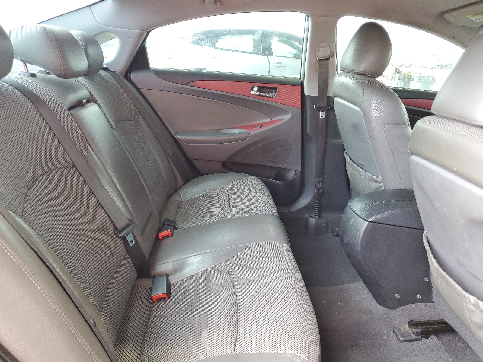 5NPEC4AC6DH687698 2013 Hyundai Sonata Se