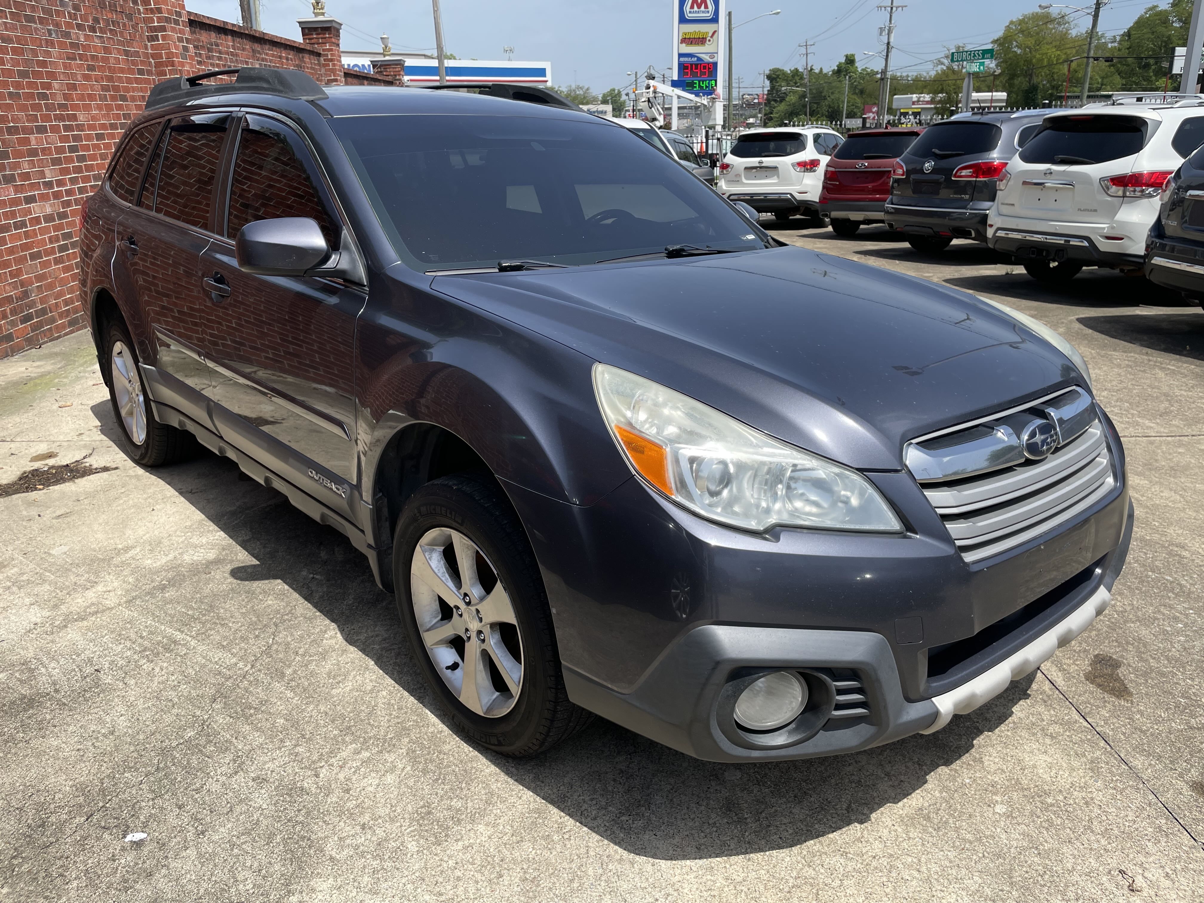 2014 Subaru Outback 2.5I Limited vin: 4S4BRBLC3E3213008