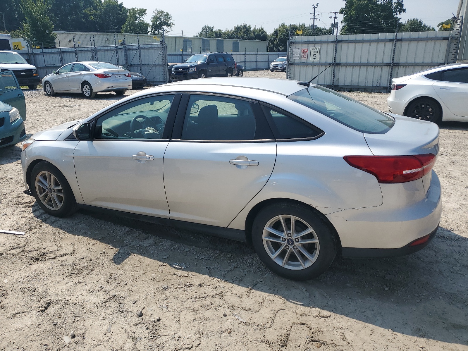 1FADP3F23JL200500 2018 Ford Focus Se