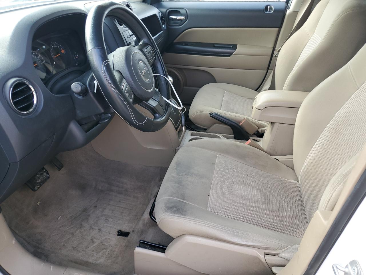 2016 Jeep Liberty (Patriot) - Image 7