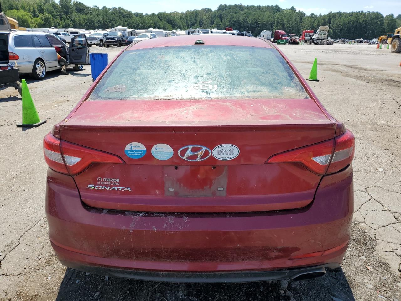 5NPE24AF8FH077768 2015 Hyundai Sonata Se