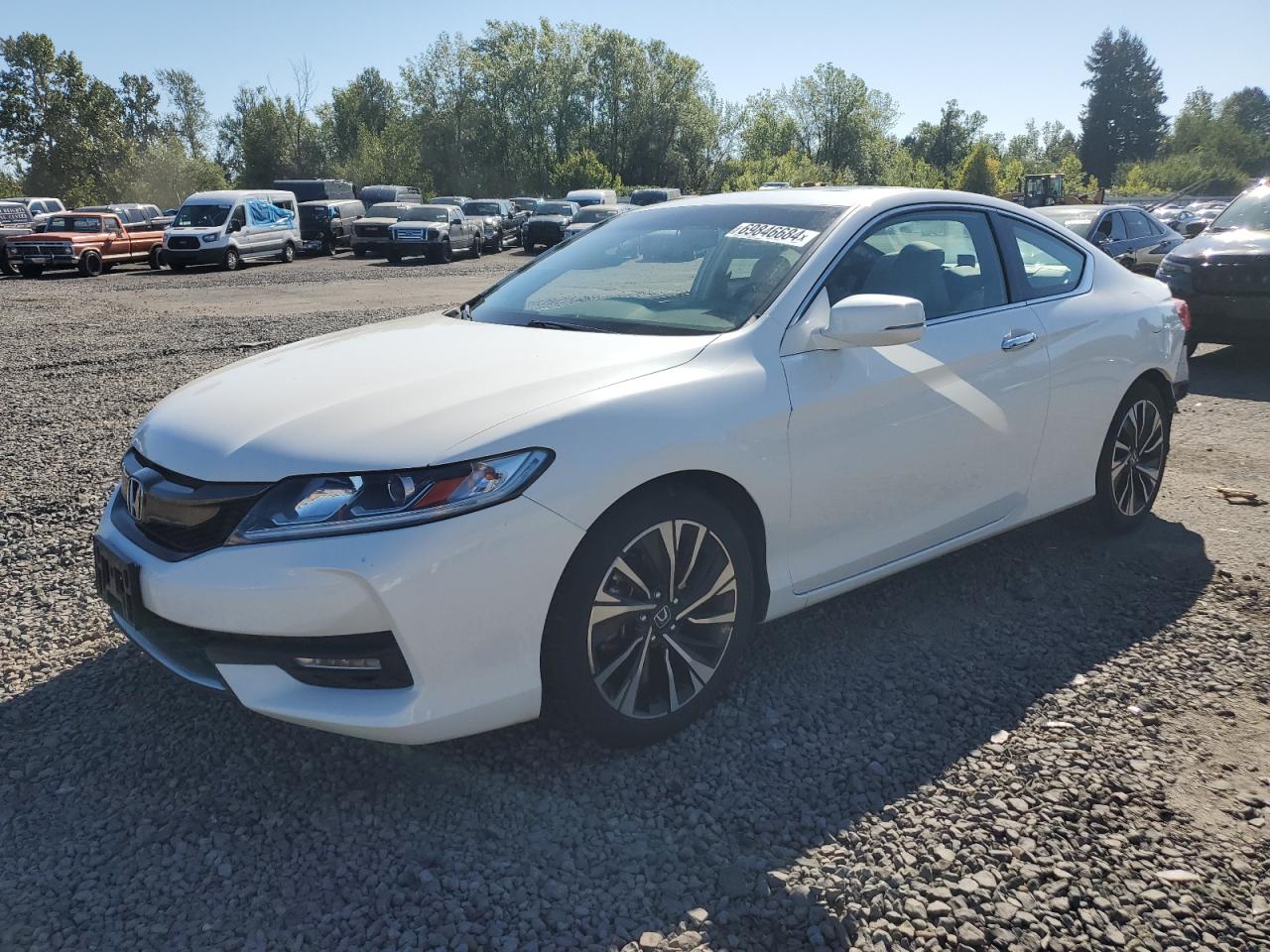 1HGCT1B85HA000791 2017 HONDA ACCORD - Image 1