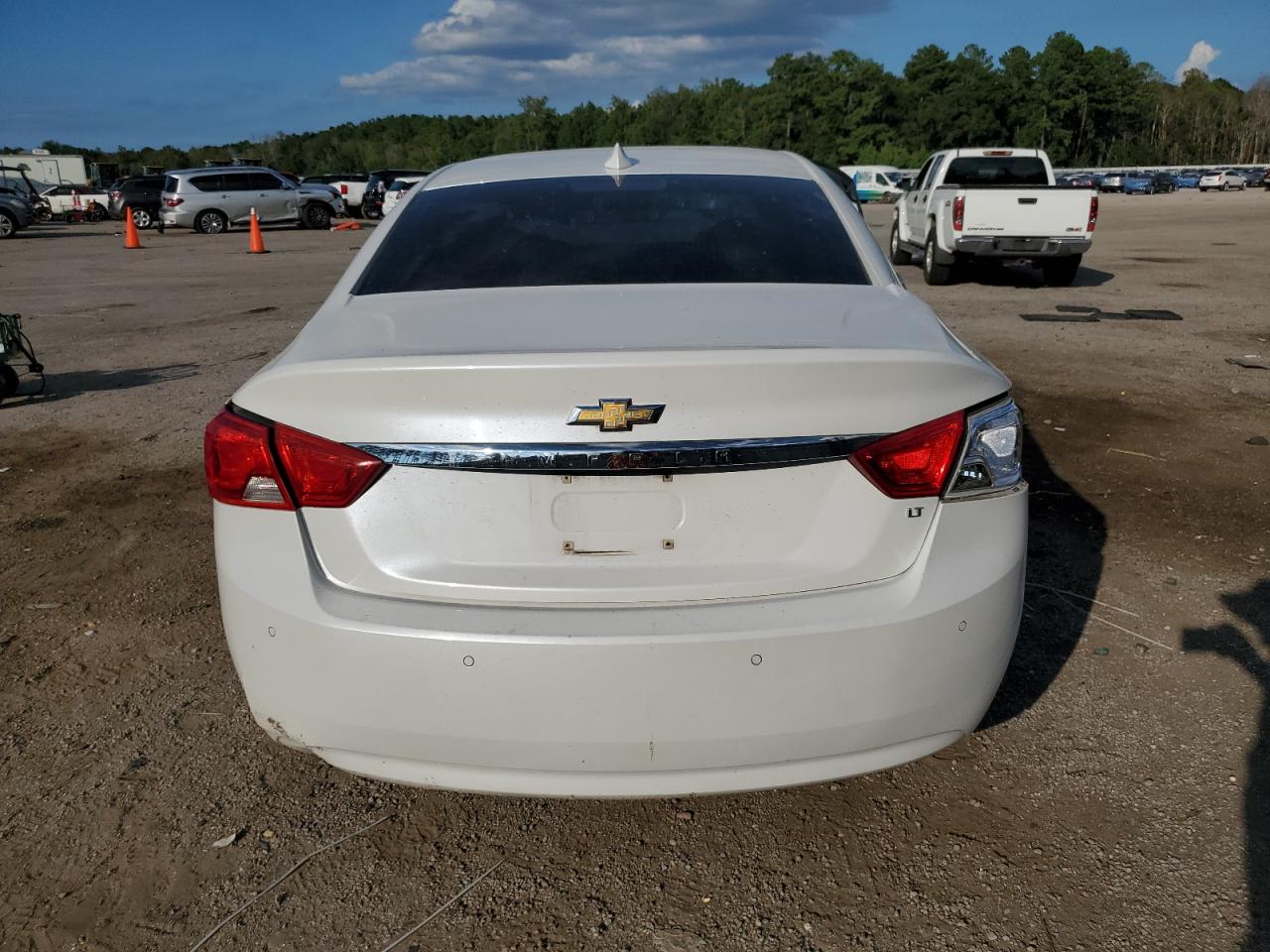 2016 Chevrolet Impala Lt VIN: 1G1105SA8GU160890 Lot: 68995844