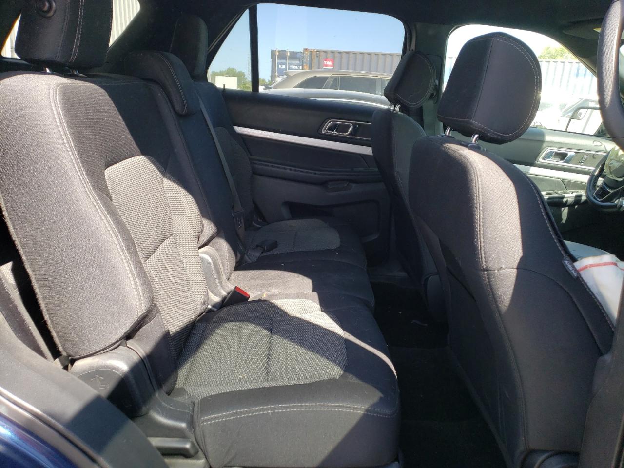 2017 Ford Explorer - Image 11