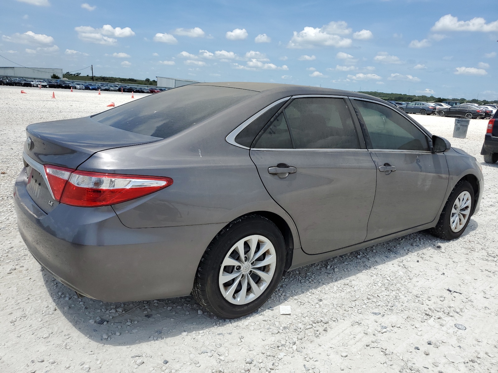 2017 Toyota Camry Le vin: 4T1BF1FK3HU814102