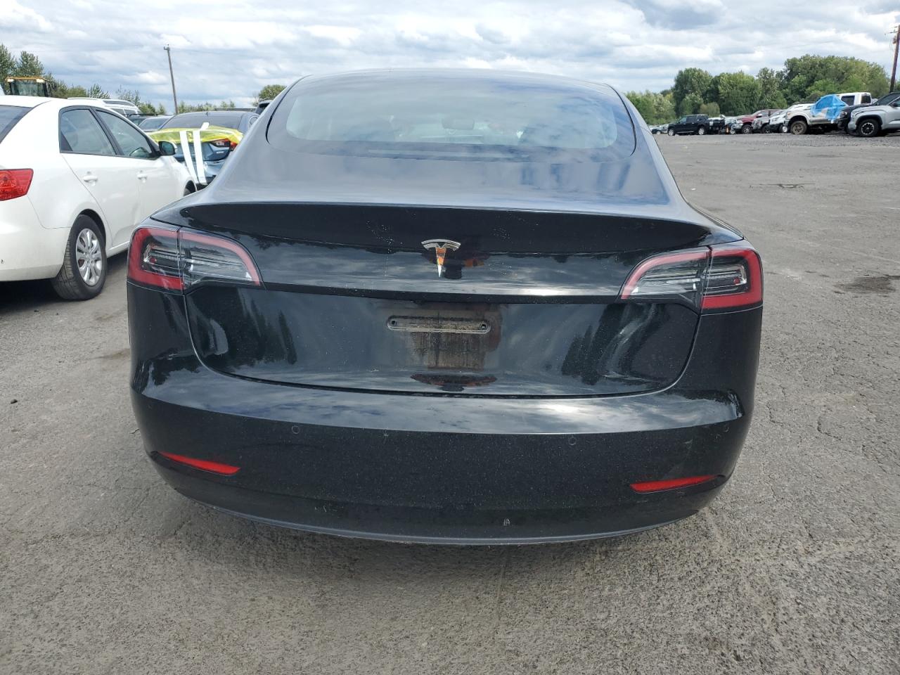 5YJ3E1EA1NF190518 2022 Tesla Model 3