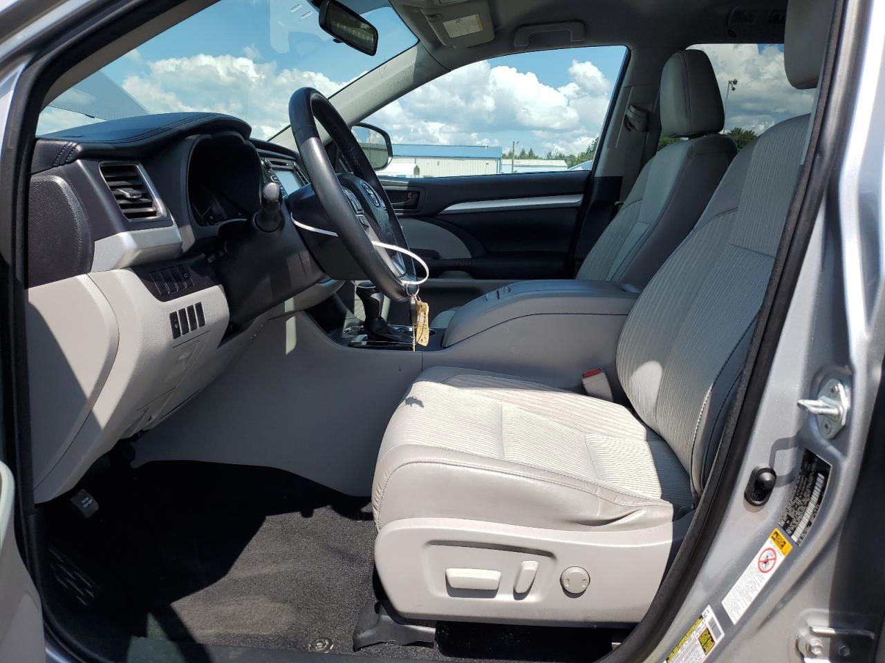 2016 Toyota Highlander Le VIN: 5TDZKRFH6GS120783 Lot: 68724094