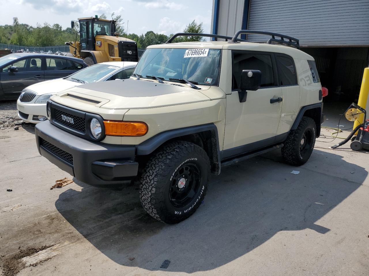 2010 Toyota Fj Cruiser VIN: JTEBU4BF9AK071141 Lot: 67696654
