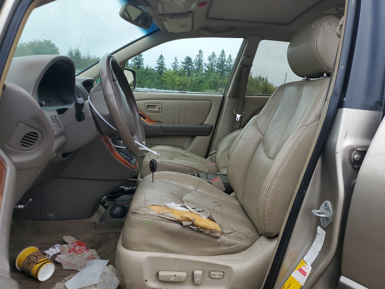 JT6HF10U3Y0108805 2000 Lexus Rx 300