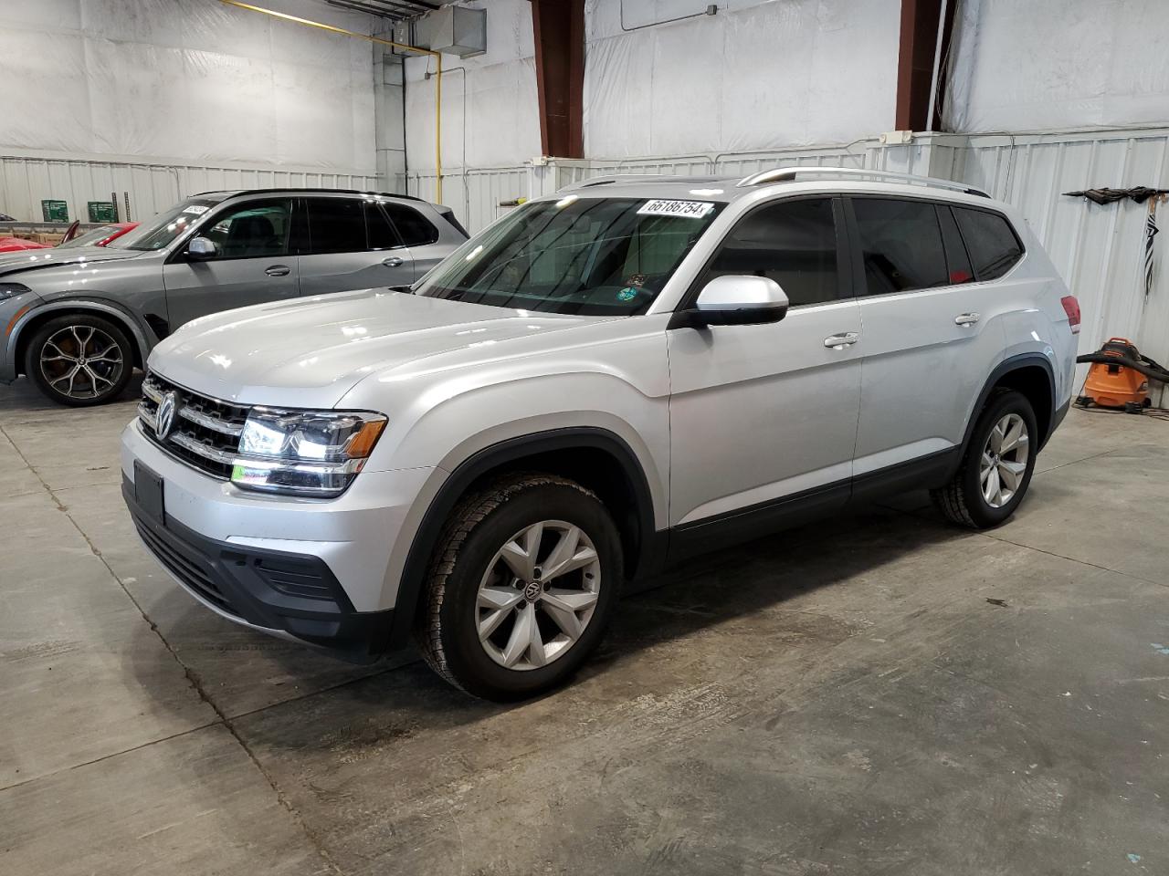 1V2BR2CA9JC502745 2018 VOLKSWAGEN ATLAS - Image 1