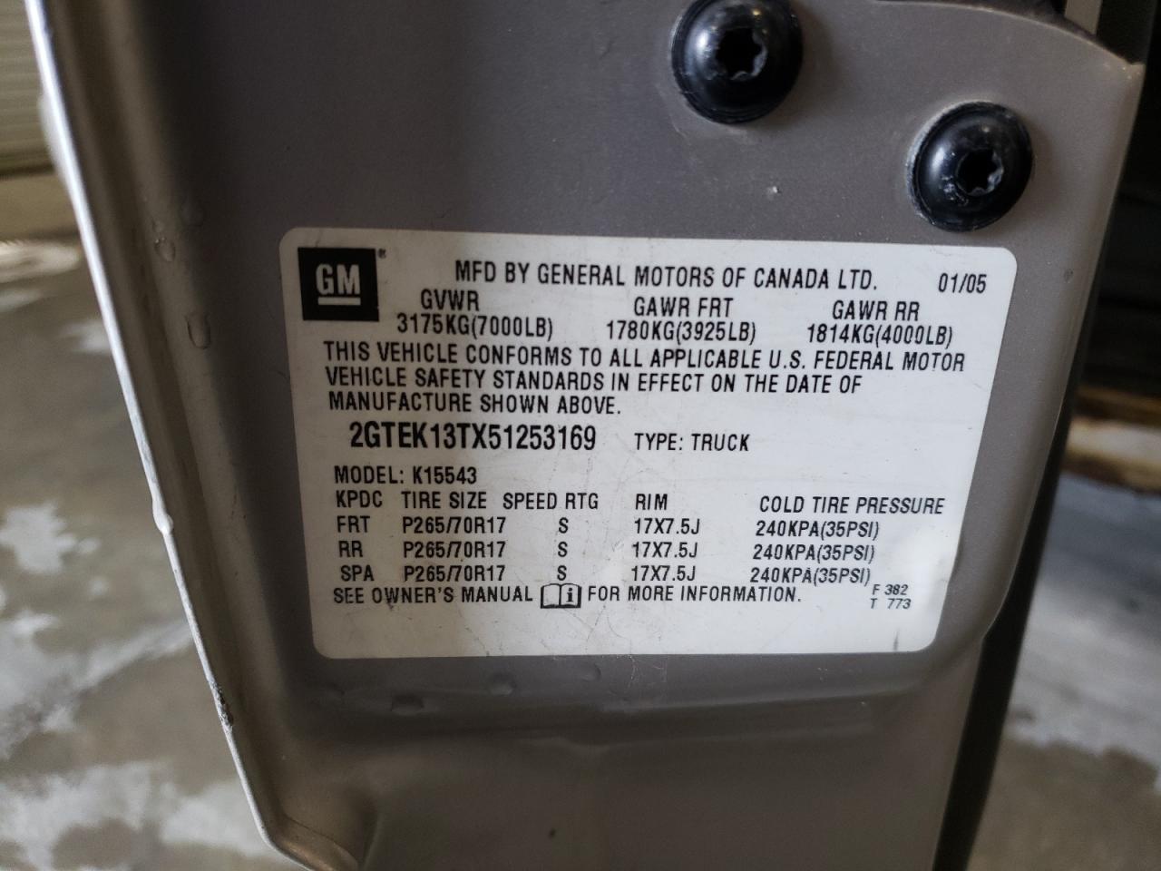 2005 GMC New Sierra K1500 VIN: 2GTEK13TX51253169 Lot: 66955654