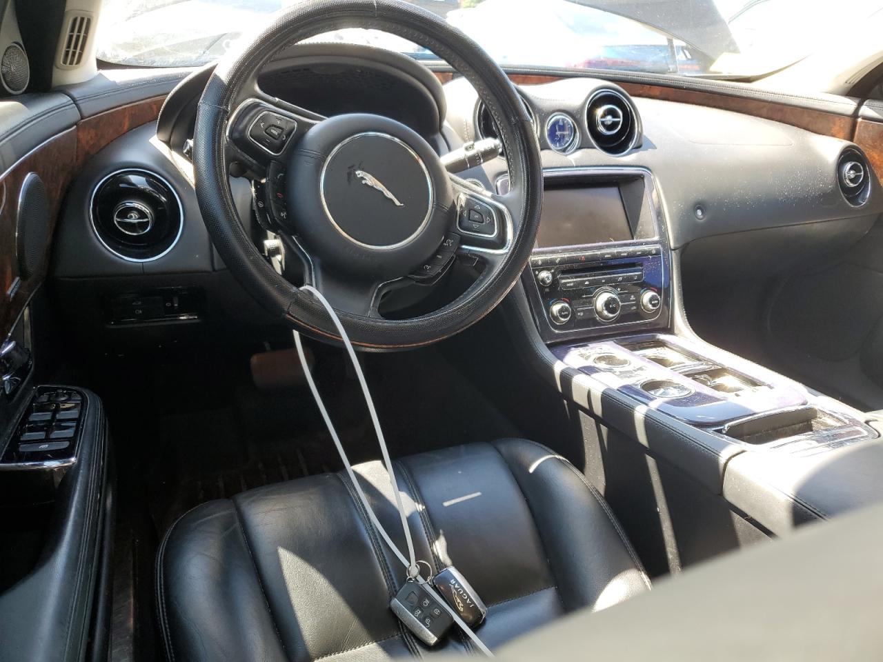 2013 Jaguar Xj VIN: SAJWJ1CD4D8V48202 Lot: 67296464