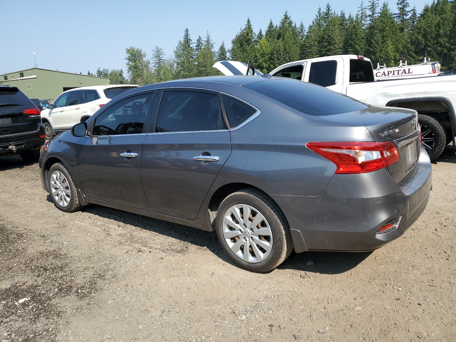 2016 Nissan Sentra S vin: 3N1AB7AP7GL665416