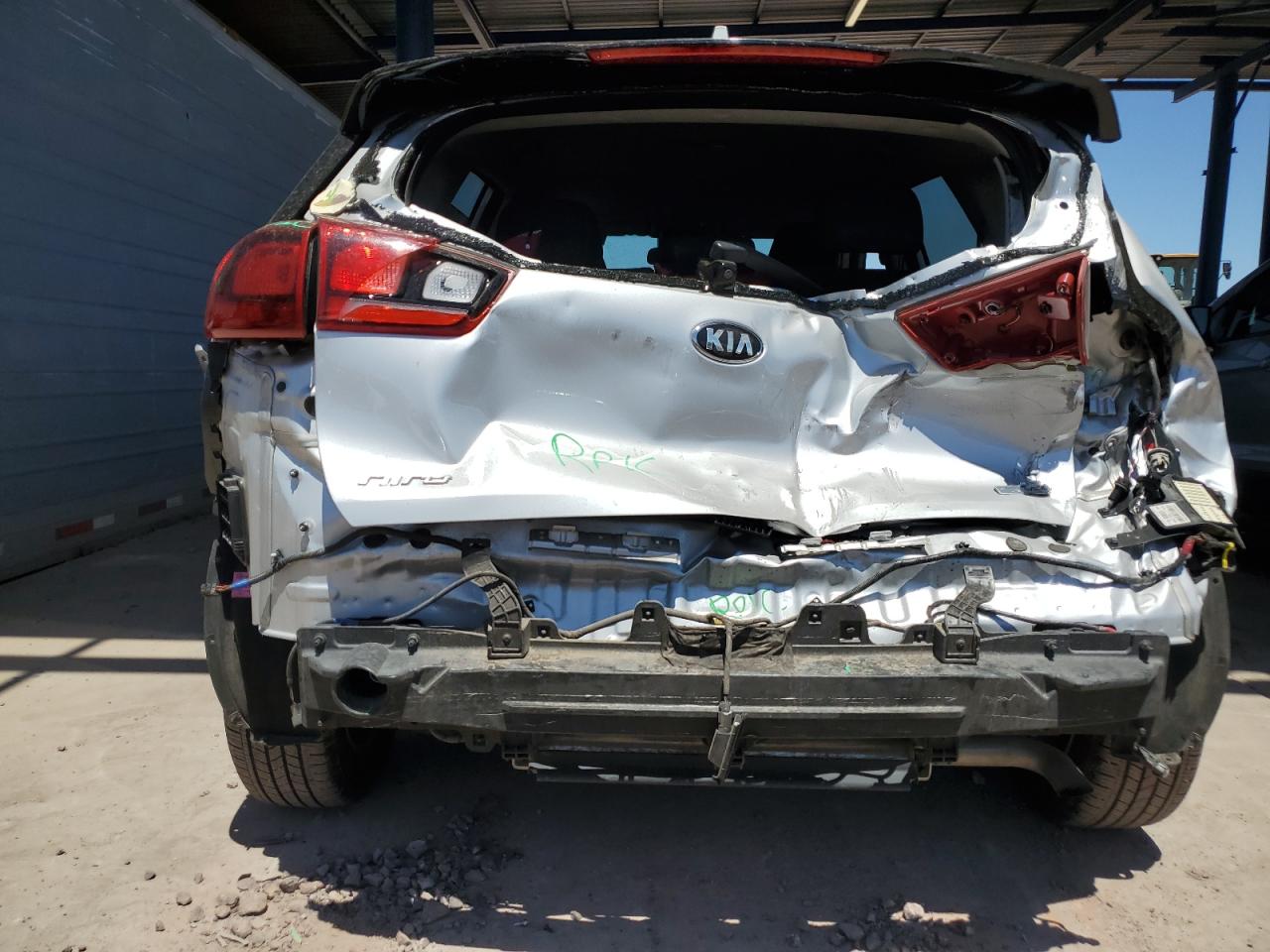 KNDCB3LC7L5414009 Kia Niro LX 6