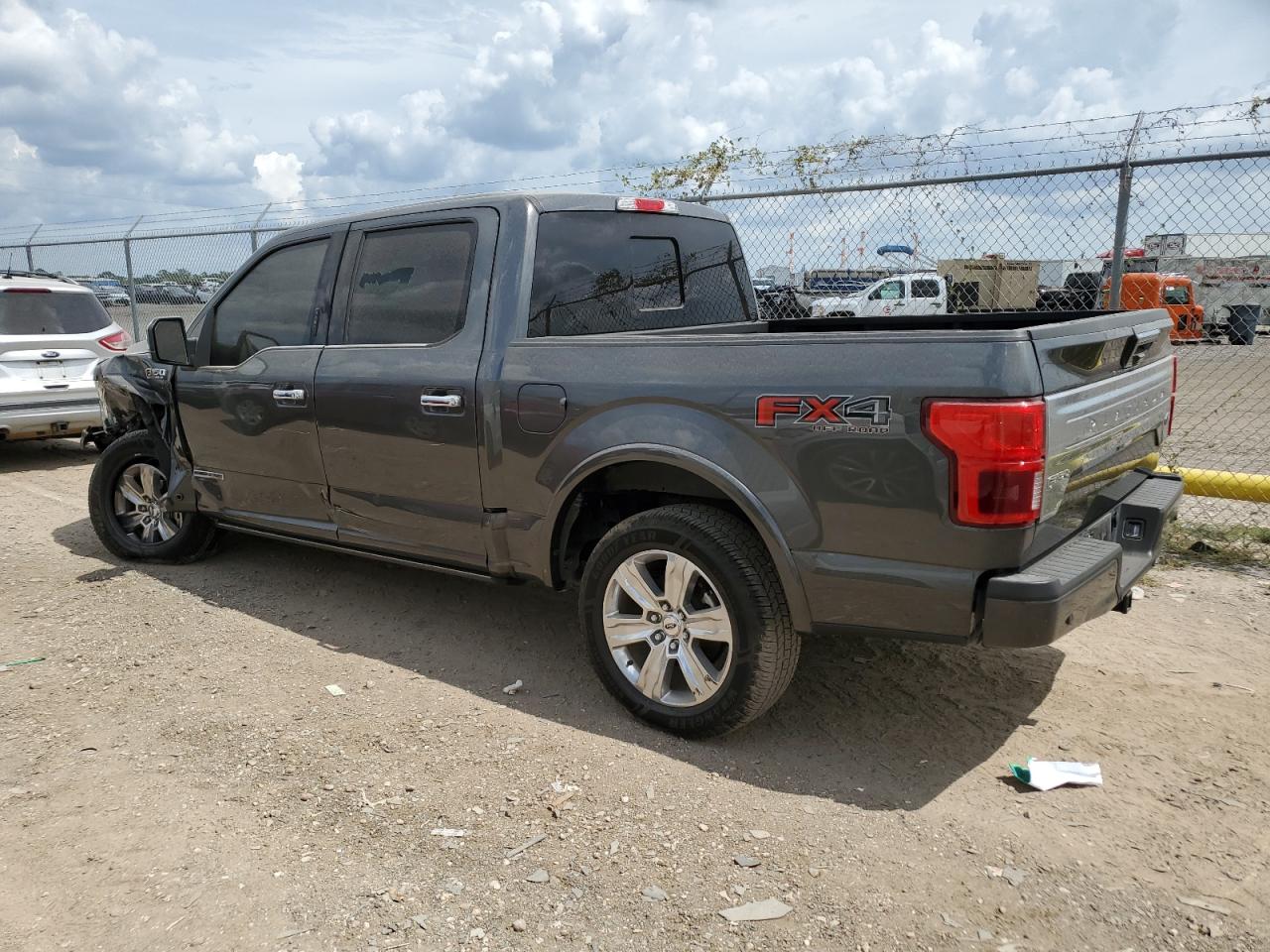 1FTFW1E12JFD52026 2018 FORD F-150 - Image 2