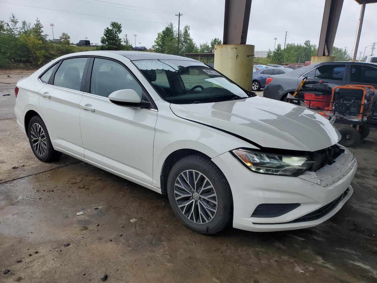 2019 Volkswagen Jetta - Image 4