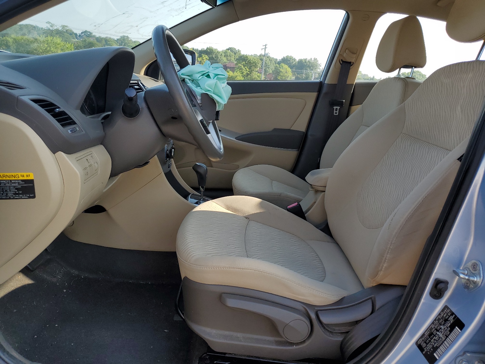 KMHCU4AEXDU355268 2013 Hyundai Accent Gls