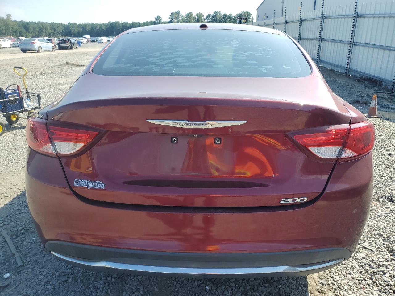 2015 Chrysler 200 Limited VIN: 1C3CCCAB0FN739505 Lot: 68305374