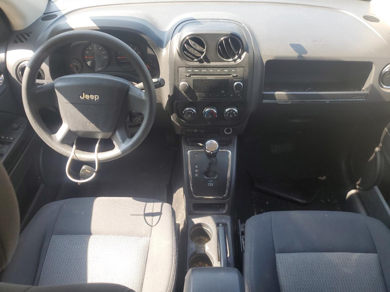 2010 Jeep Compass Sport VIN: 1J4NF4FB0AD502208 Lot: 68009734