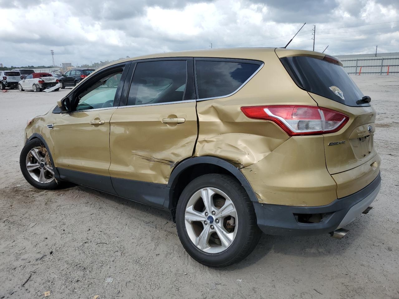 2014 Ford Escape - Image 2