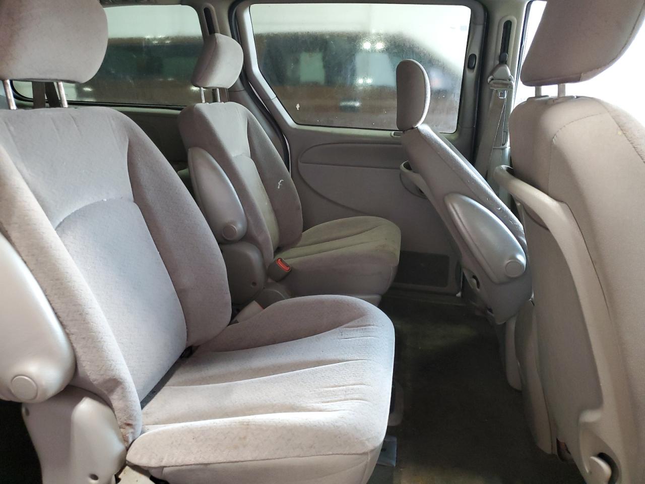 2003 Dodge Grand Caravan Es VIN: 2D4GP54L13R237346 Lot: 68279534