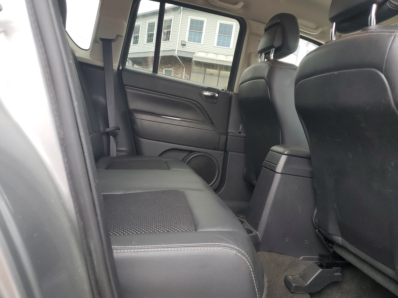 1C4NJDEB1GD724111 2016 Jeep Compass Latitude