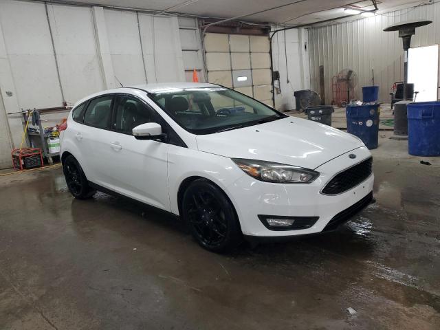  FORD FOCUS 2016 Белы