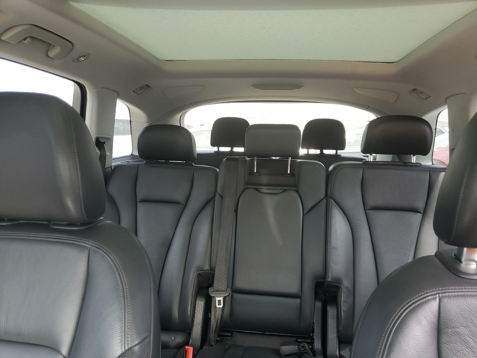 WA1LAAF78JD025575 2018 Audi Q7 Premium Plus