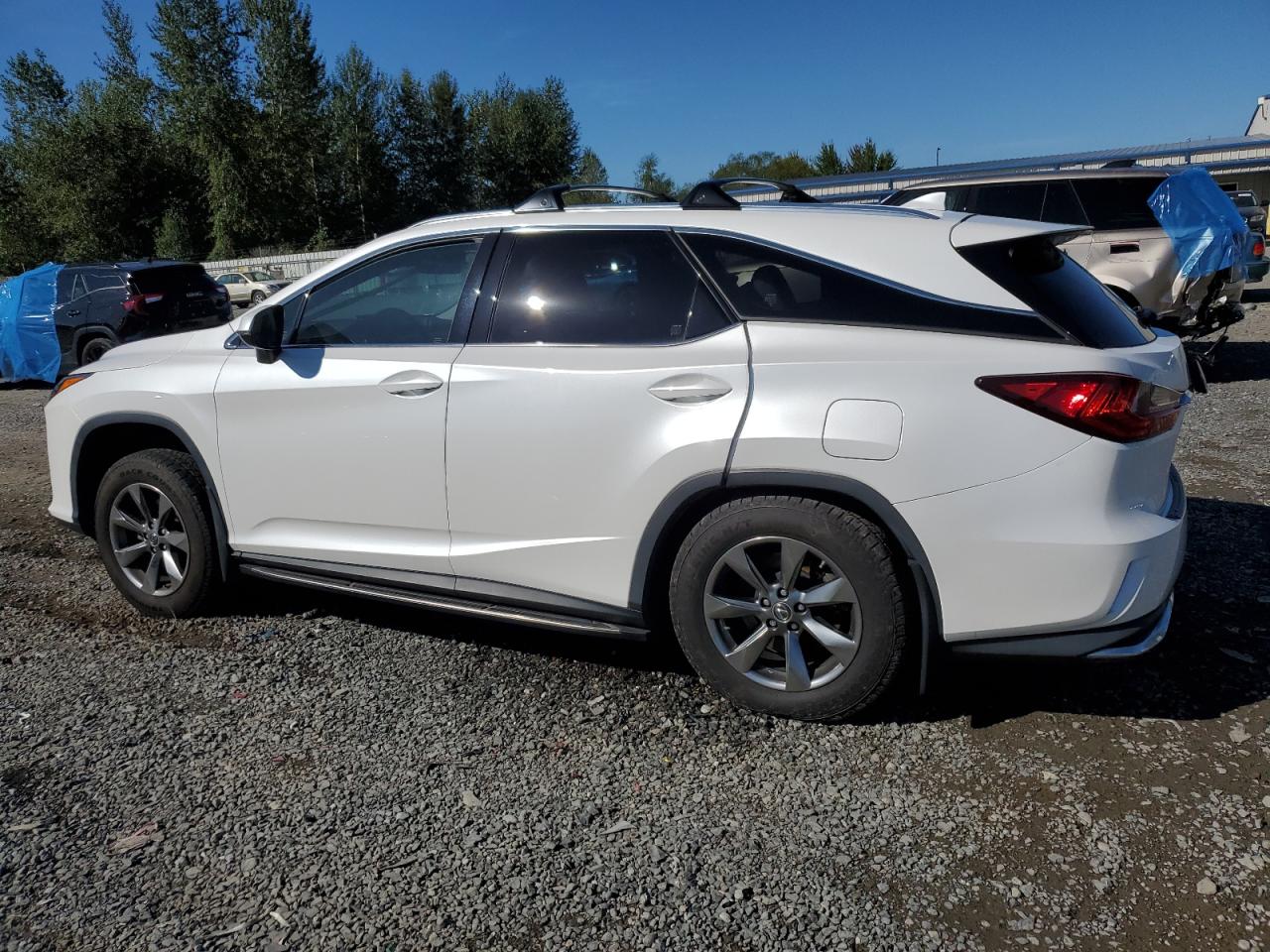 JTJDZKCA0J2004205 2018 LEXUS RX - Image 2