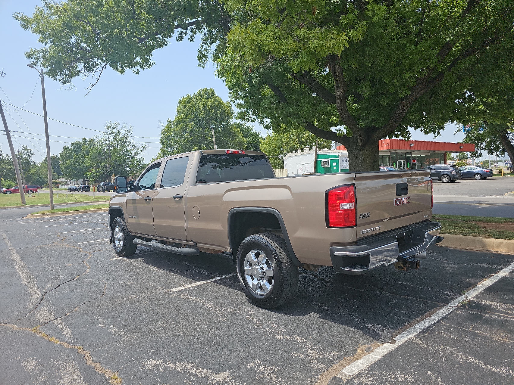 2018 GMC Sierra K2500 Sle vin: 1GT12SEY4JF181210