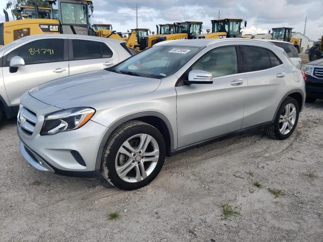 Паркетники MERCEDES-BENZ GLA-CLASS 2015 Сріблястий