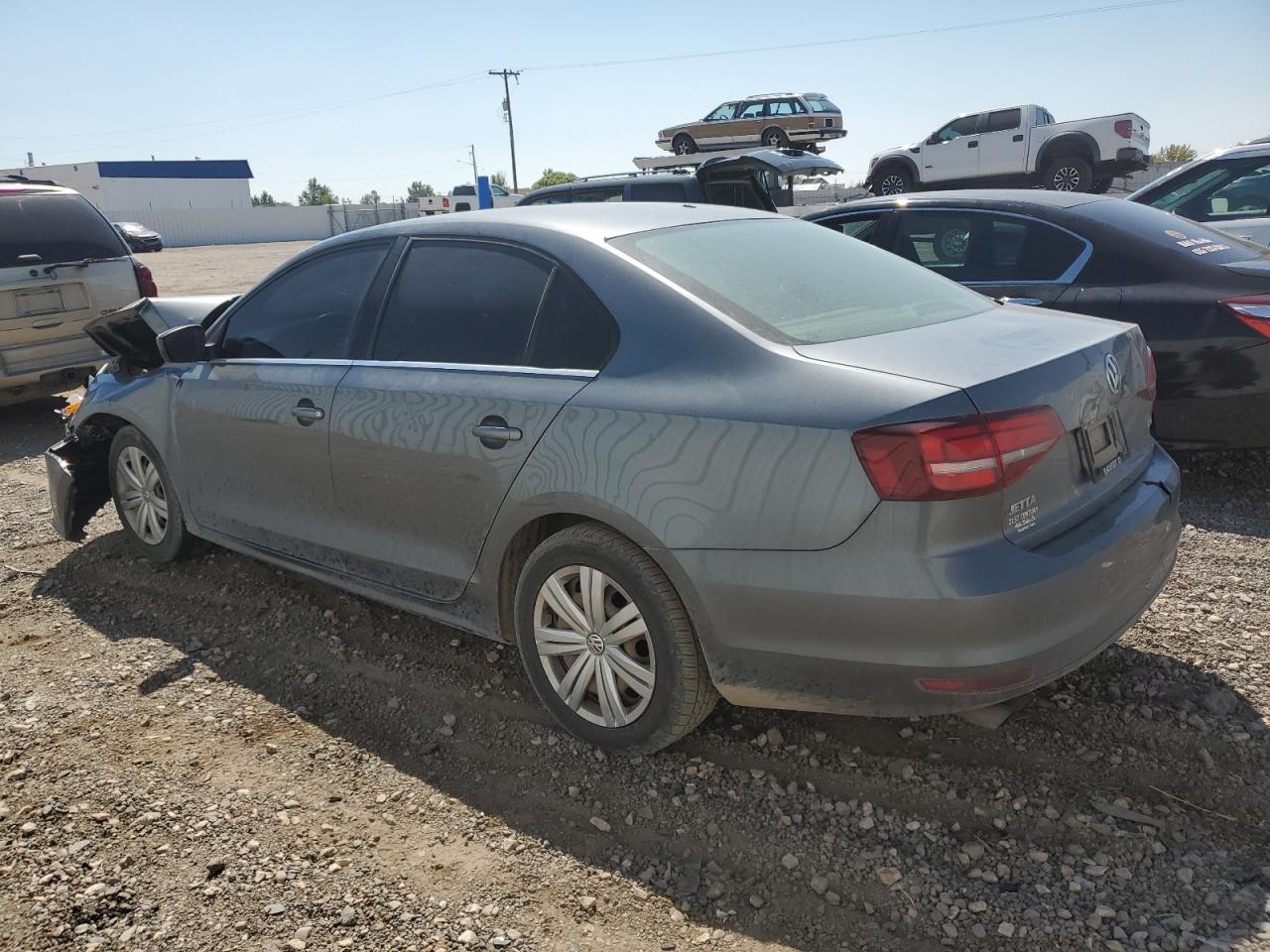 3VW2B7AJ8HM233553 2017 VOLKSWAGEN JETTA - Image 2