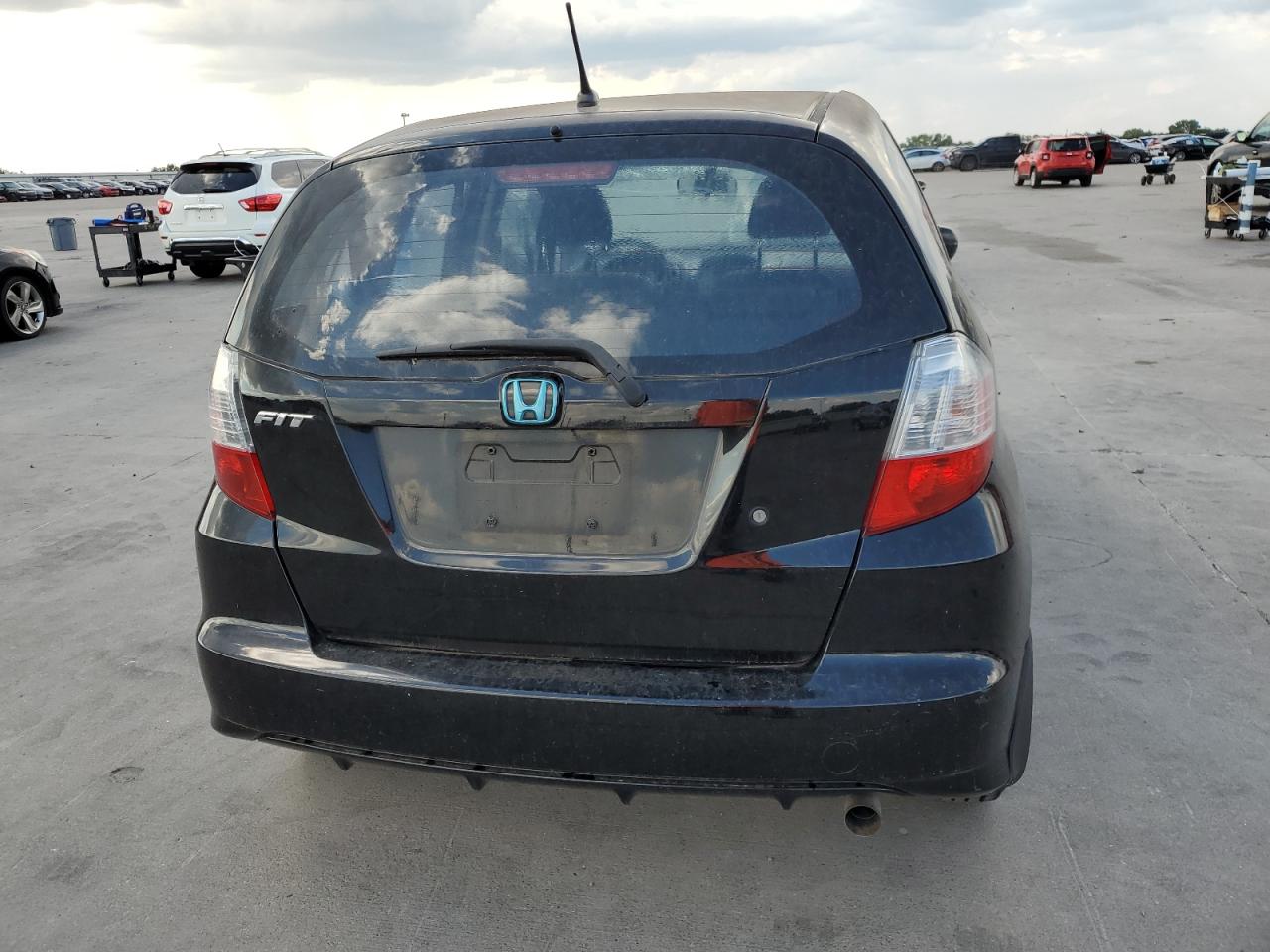 2010 Honda Fit VIN: JHMGE8H20AS022041 Lot: 69157904