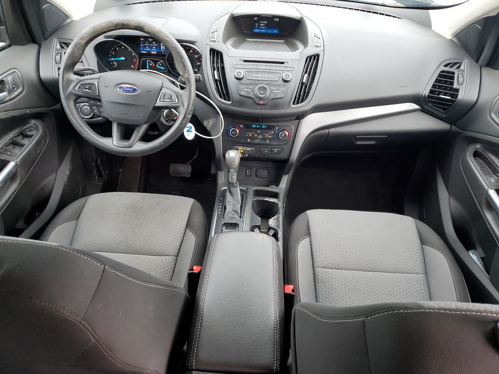 1FMCU9G96HUA95626 2017 Ford Escape Se