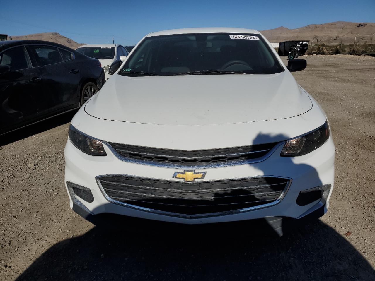 2017 Chevrolet Malibu - Image 5