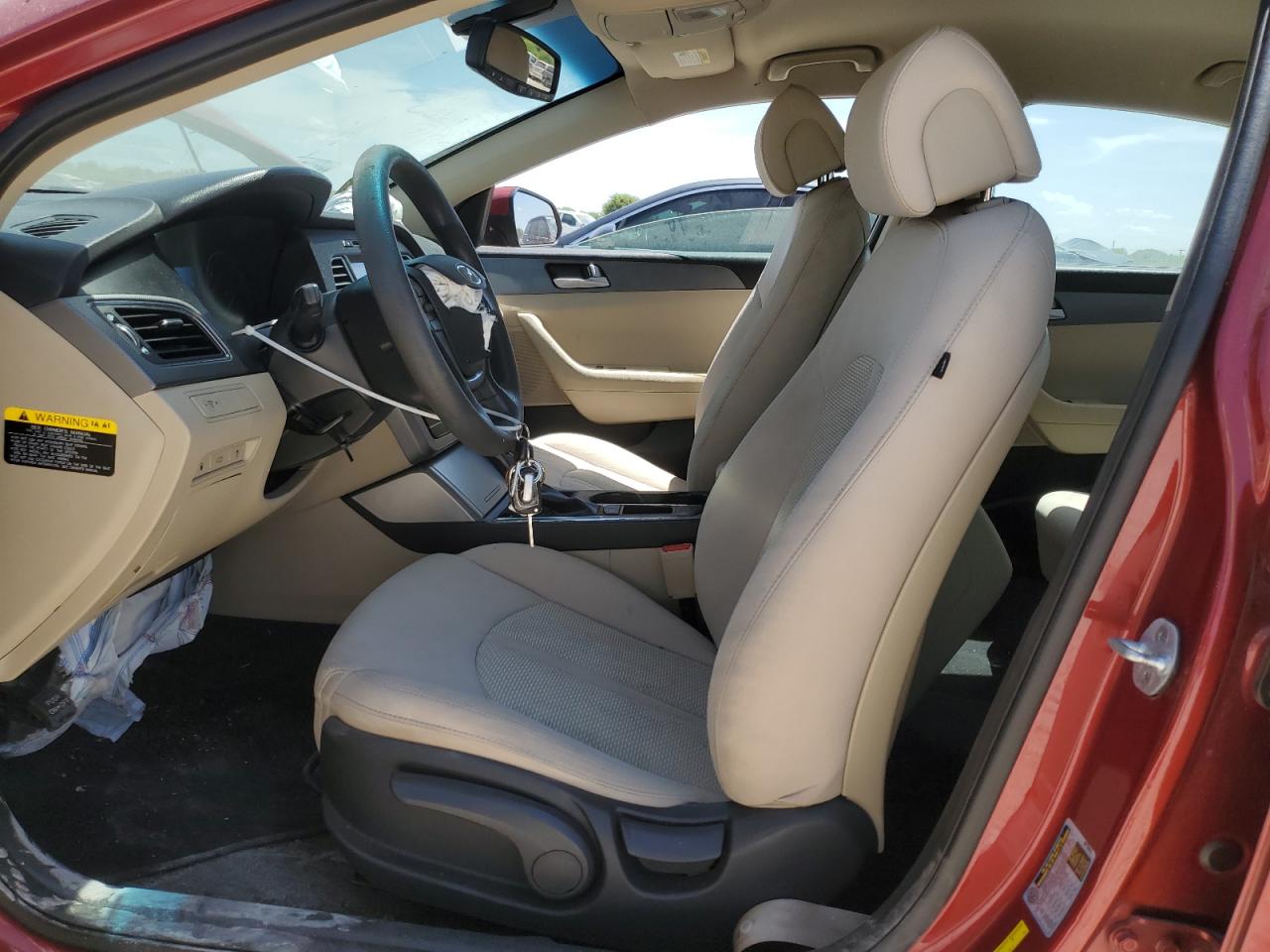 2016 Hyundai Sonata - Image 7