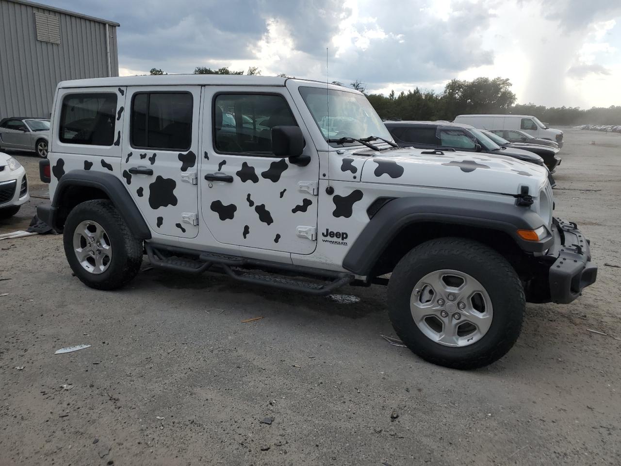 2021 Jeep Wrangler - Image 4
