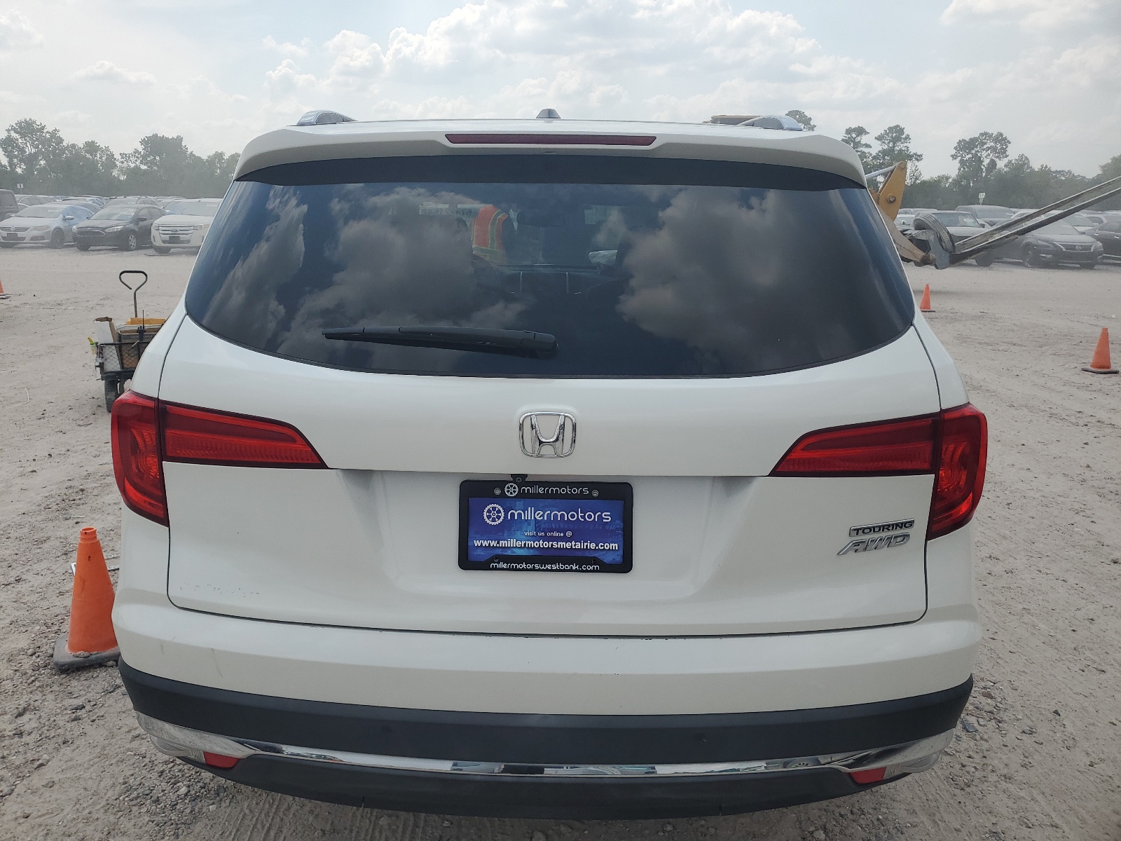 5FNYF6H90GB116544 2016 Honda Pilot Touring