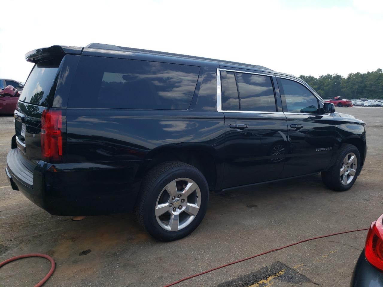2015 Chevrolet Suburban - Image 3