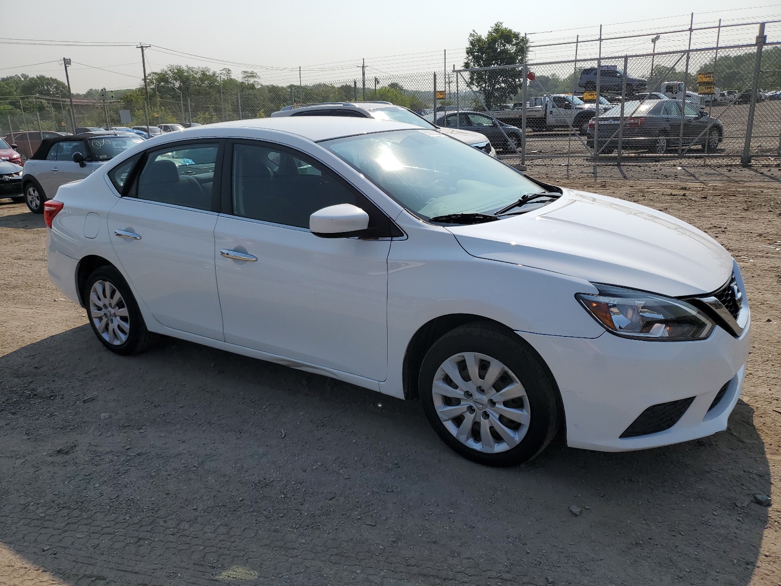 2016 Nissan Sentra S vin: 3N1AB7AP7GL657753