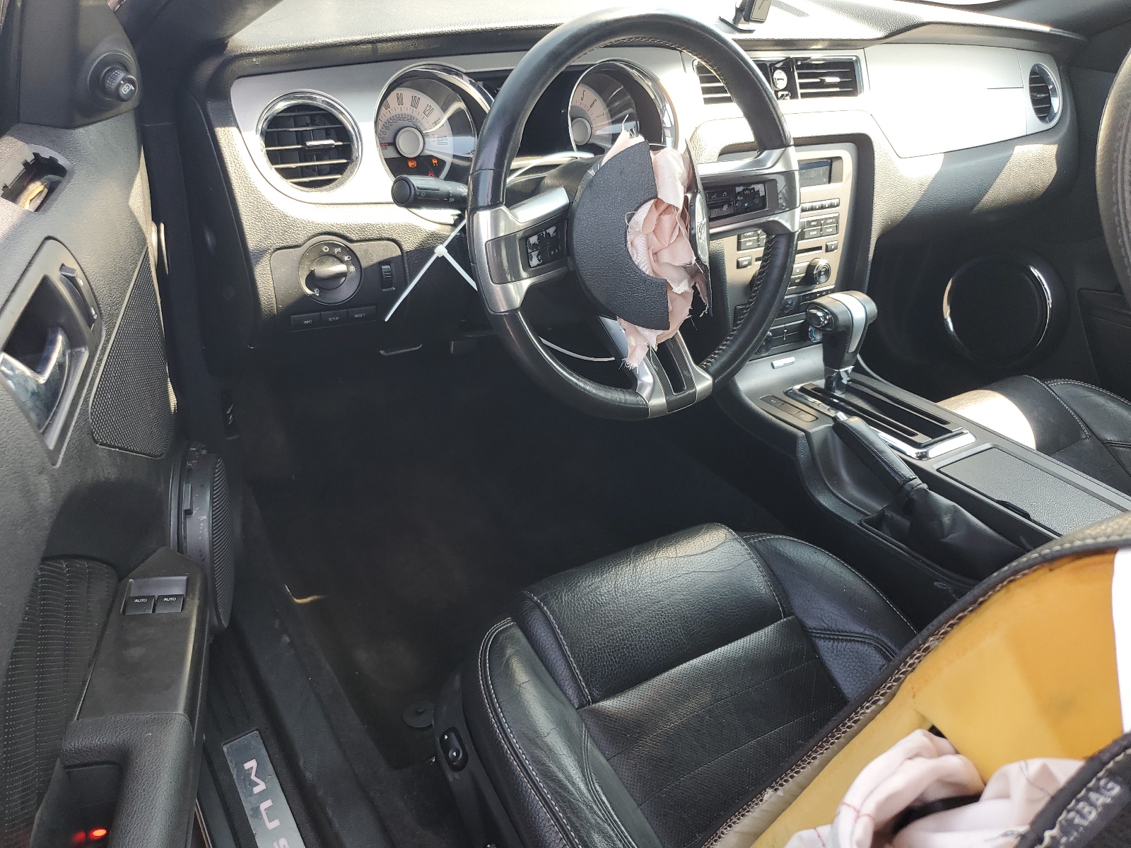 1ZVBP8AM7C5270772 2012 Ford Mustang