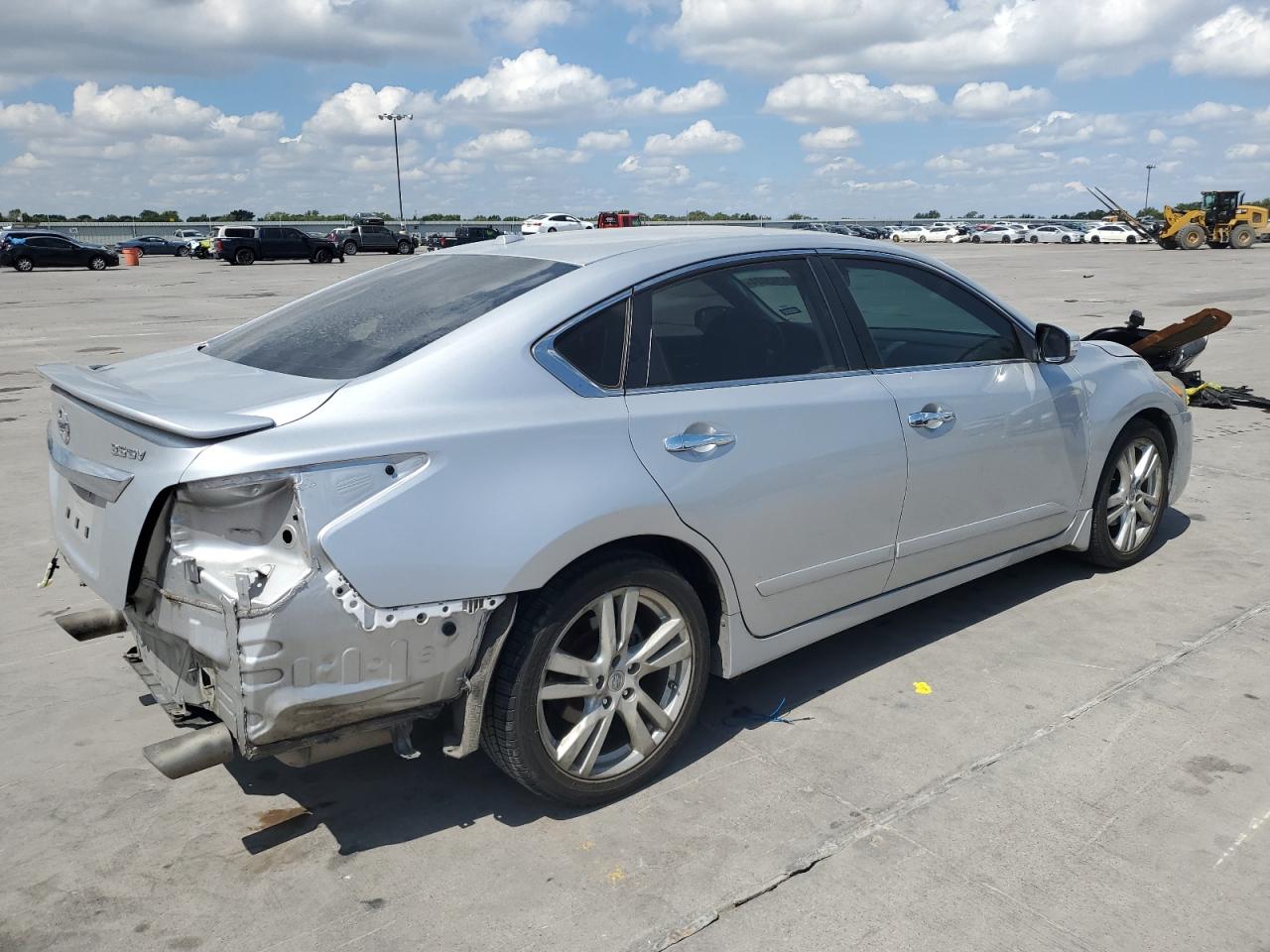 2014 Nissan Altima - Image 3