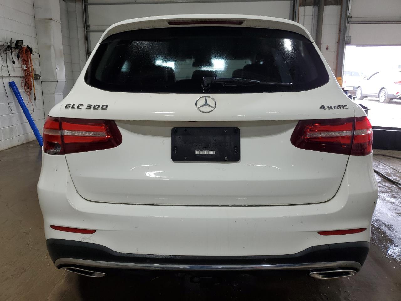 2016 Mercedes-Benz Glc 300 4Matic VIN: WDC0G4KB7GF092663 Lot: 68151084