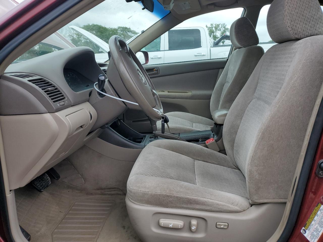 2004 Toyota Camry Le VIN: 4T1BF32K54U078162 Lot: 67258034