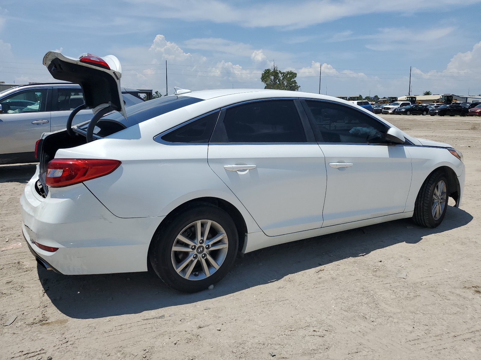 5NPE24AF4HH502647 2017 Hyundai Sonata Se