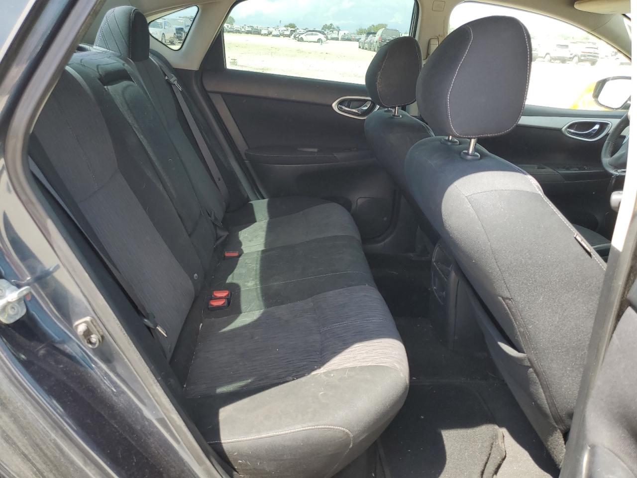 2014 Nissan Sentra - Image 10