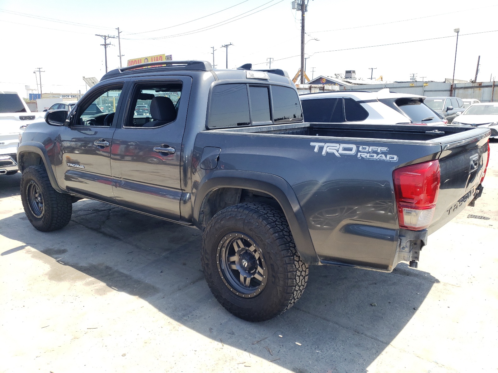 2016 Toyota Tacoma Double Cab vin: 3TMAZ5CN6GM009386